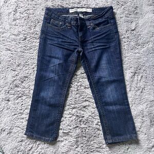 Women’s dark wash Jean capri pants size 0